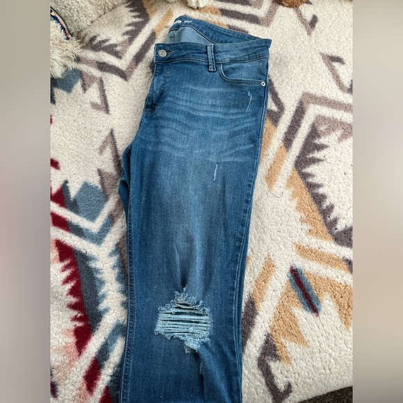 ❌SOLD❌ Old Navy Size 16 Super Skinny Rockstar Jeans - Picture 3 of 6